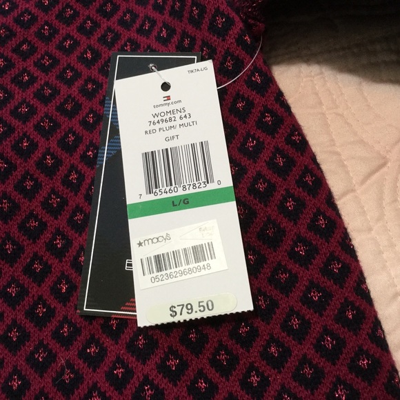 Tommy Hilfiger - Pullover Knit Sweater - Picture 8 of 8